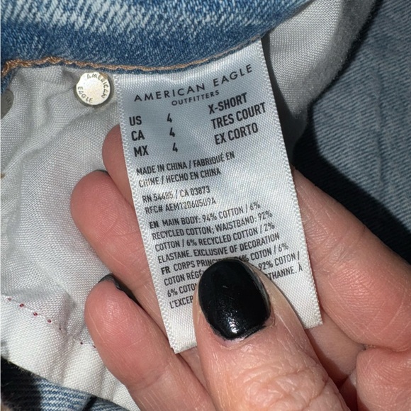 American Eagle Boyfriend Distressed and Patch Jeans - Size 4 X-Short - Picture 2 of 4